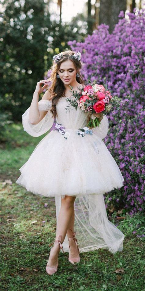 Alternative Wedding Dress Ideas Colourful And Unusual Wedding