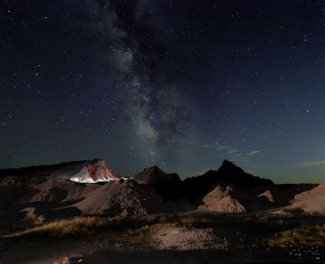 Badlands Milky Way – Rod Stark Photography