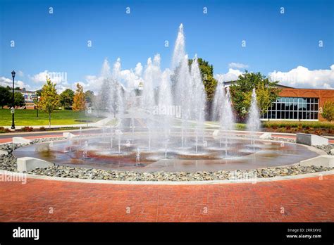 Fountain At University Of North Georgia Stock Photo Alamy