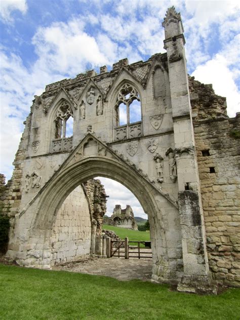 Kirkham Priory: A Short Walk in the Howardian Hills - Away With Maja