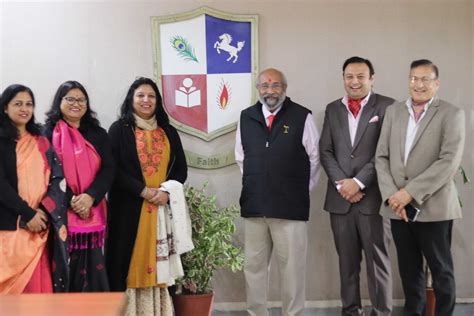 Renowned Educator Dr Sumer Singh Visits Central Public School