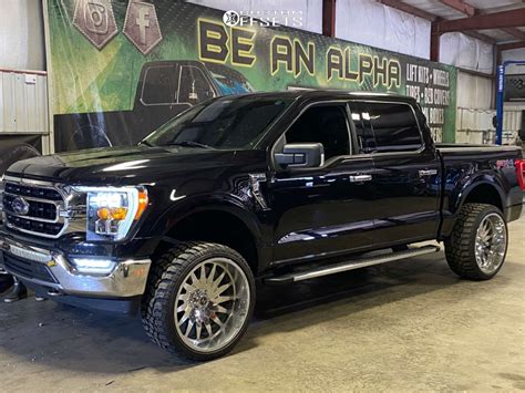 2021 Ford F 150 With 24x12 44 Hardcore Offroad Hc23 And 33 12 5R24