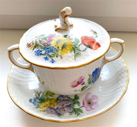 Lidded Handle Consomme Soup Cup With Saucer Antique S Full Saxon