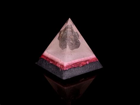 Pyramid Aerolite Meteorites