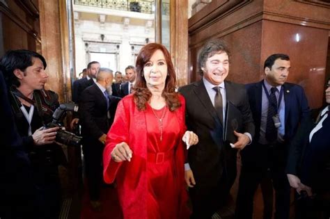 Un Showman Economista En La Rosada Cfk Public Un Documento De