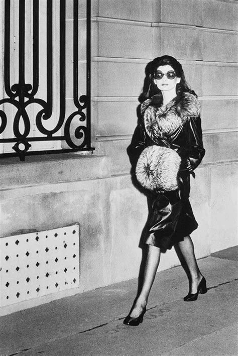 Helmut Newton: Iconic Poses And The Power Of Photography
