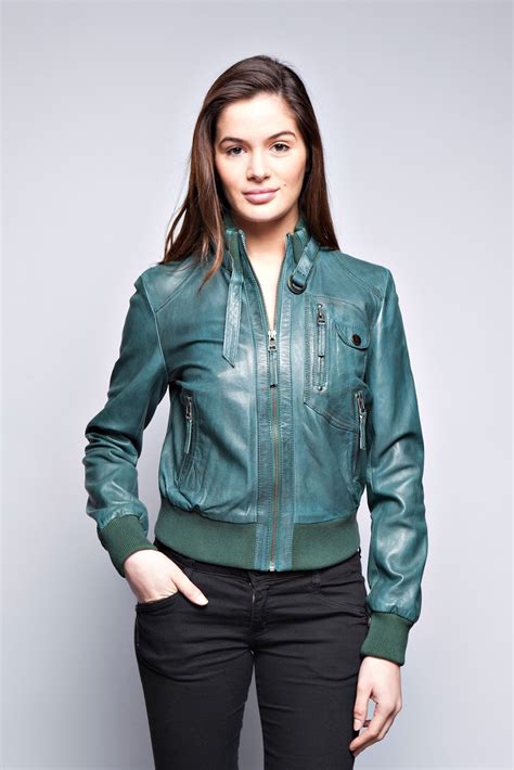 The Leather Jackets For Women And Men By Prestige Cuir Zoe The Best Seller