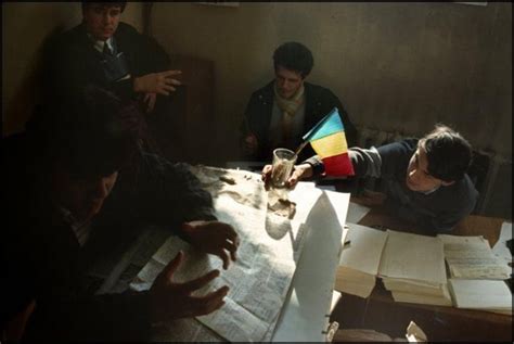 Moldova in the tumultuous year of 1990, photographed by Gueorgui ...