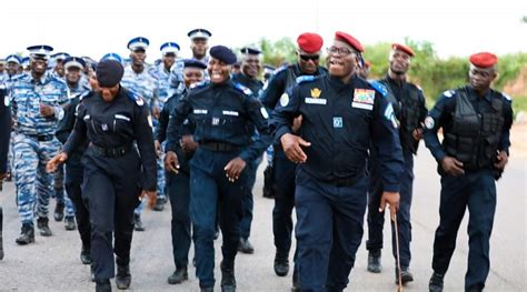 Le Général Apalo Touré Salue l Exemplarité des Gendarmes du Gboklê et