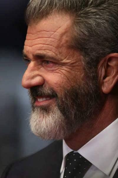 Mel Gibson #cinema Mel Gibson Beard, Desenhos Gravity Falls, Comfy ...