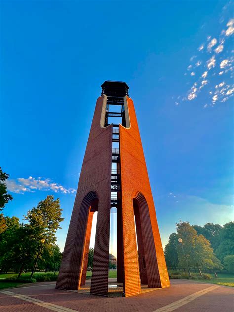 Are there any places on campus that have free printing? : r/UIUC