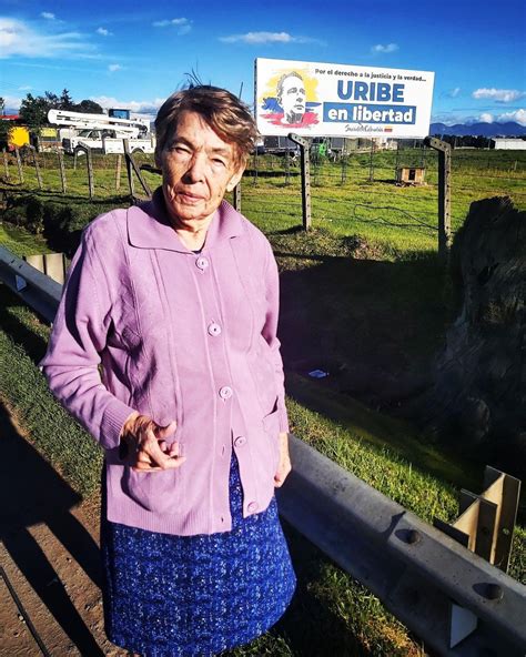 “por Qué No Puedo Yo Levantar Mi Voz Por Mi País” Alicia Franco La