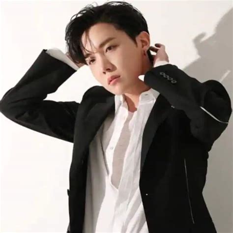 Bts J Hope Aka Jung Ho Seok Scores Big With Solo More Song Ranks On Billboards Hot 100