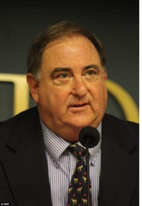 Trump Trade Adviser Pushed Fbi Spy Stefan Halper For Ambassadorship