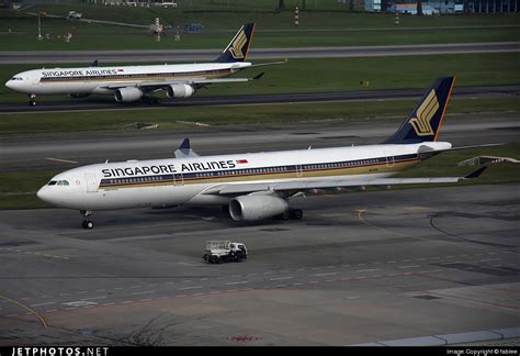 V Stb Airbus A Singapore Airlines Fablee Jetphotos