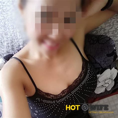 HOT WIFE ᴬᴰᴹᴵᴺ on Twitter My Admin istrikuseadanya budhe https t co eShoegsZPc