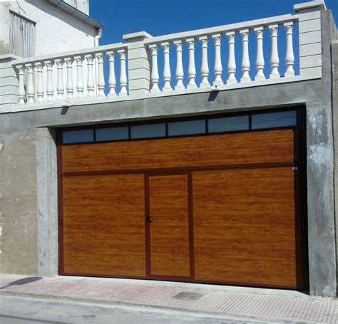 Puertas Garaje Basculantes Madera Impresionantes Ideas De Dise O De