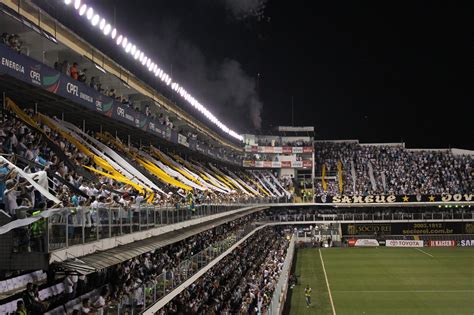 O Parab Ns A Tr S Torcidas Que Fazem O Santos Cada Vez Maior Meu Peix O