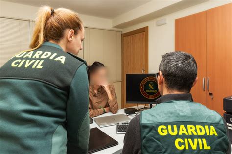 La Guardia Civil Desarticula Un Grupo Criminal Dedicado A Robos Con Fuerza En Lavanderías De