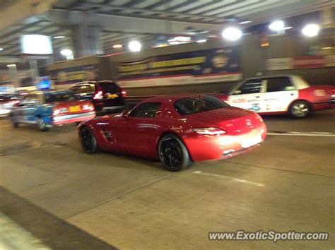 Mercedes SLS AMG spotted in Hong Kong, China on 04/05/2014, photo 2