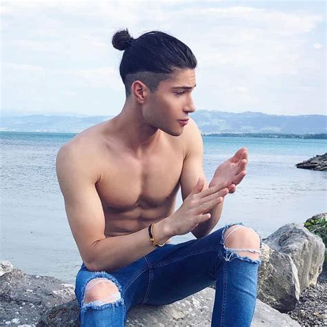 20 Man Bun Undercut Hairstyles for Men (2024 Guide) – Cool Men's Hair