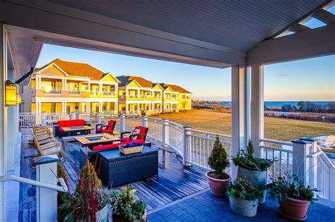 Inn By The Sea Maine Resort Romance In Luxury Around The World L