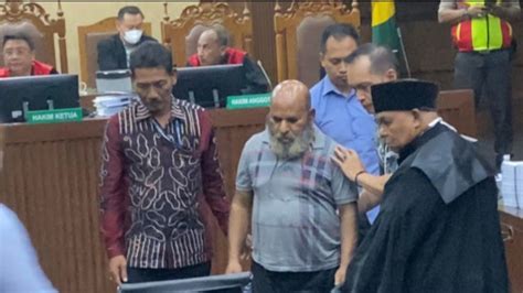 Jpu Hadirkan Empat Saksi Di Sidang Terdakwa Lukas Enembe Hari Ini