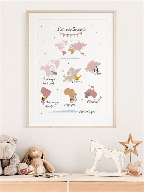 Affiche Continents Du Monde Rose Grand Format Affiche Etsy France Affiches éducatives Les