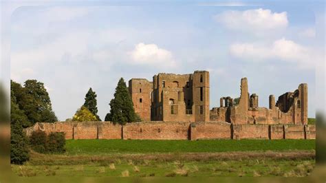 Kenilworth Castle: History | Interior | Is It Worth Visiting