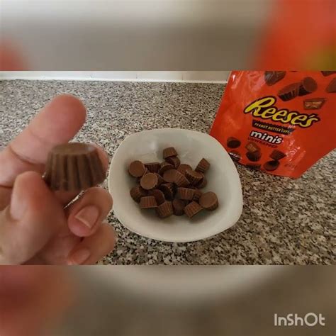 I Try First Time Reese S So Delicious 💖 Minis Peanut Butter Cups Yumlicious 🥰 Youtube