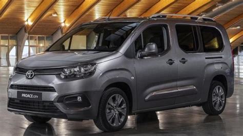 Toyota Proace City Verso Dimensioni Consumi E Prezzo Motori Magazine