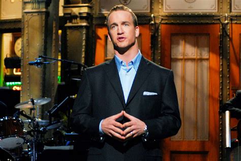 Seth Meyers recalls Peyton Manning's last-minute Tom Brady 'SNL' joke