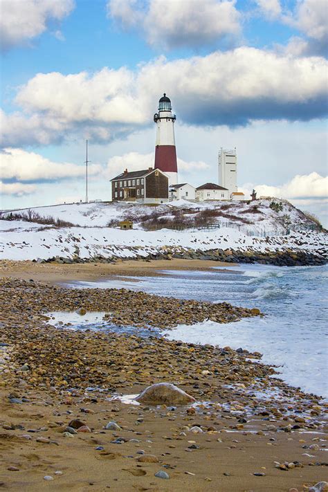 Montauk Lighthouse Winter Beach Photograph by Robert Seifert