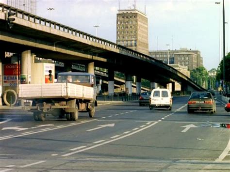 IMCDb Org 1977 Mercedes Benz LP LP 7 5t In Ekstradycja 3 1998