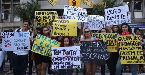 Professores E Alunos Protestam No Primeiro Dia De Greve Da Uerj