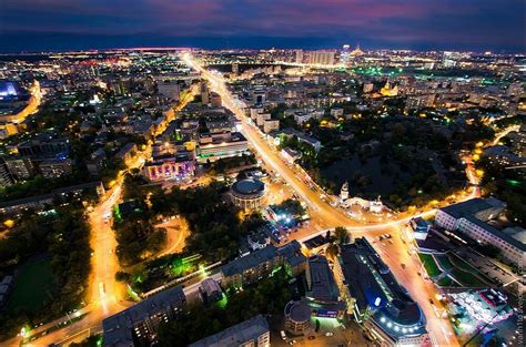 Сталинская высотка на Кудринской площади