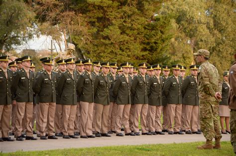 Curso Básico Del Arma En La Escuela De Infantería Infanteria Argentina