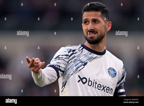 Istanbul Emre Akbaba Von Adana Demirspor W Hrend Des T Rkischen Super