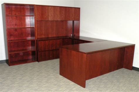 Used Office Desks Used Steelcase Walden Mahogany Wood Offices At