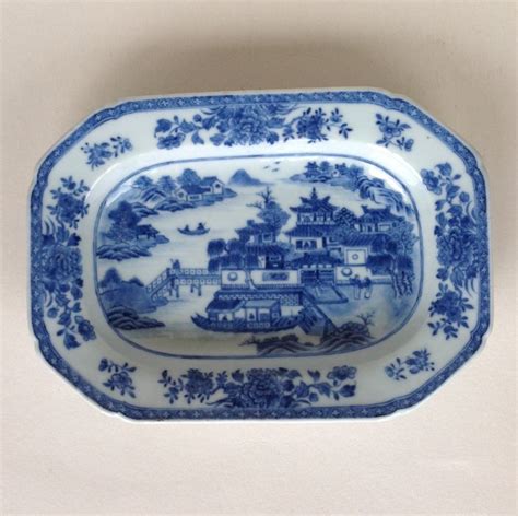 Plato Azul Y Blanco Del Per Odo Qianlong Porcelana Catawiki