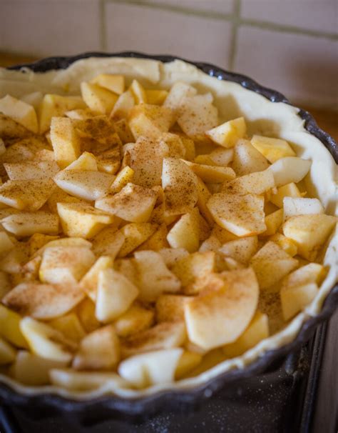 Tarte aux pommes et aux poires façon cinnamon rolls Blog de Châtaigne