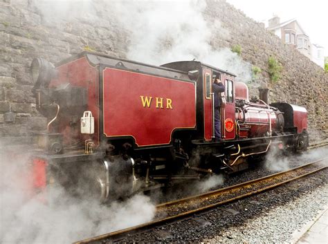 P E Welsh Highlands Railway Beyer Garratt At Caernar Flickr