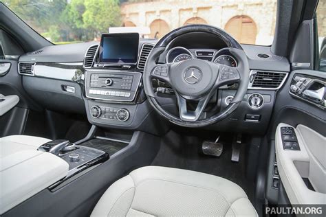 Mercedesbenzgls400int 29 Paul Tans Automotive News