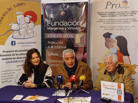 Conesa Arropa A Márgenes Y Vínculos En La Presentación De Su Programa De Actividades