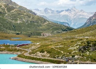 1,048 Bernina Mountain Range Images, Stock Photos & Vectors | Shutterstock