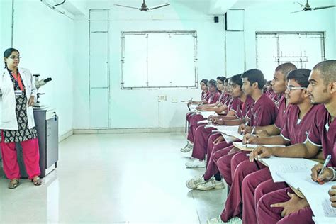 Saveetha Medical College and Hospital, Kancheepuram: Courses ...