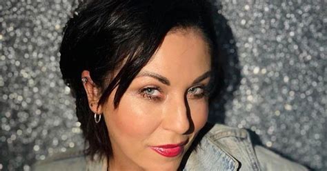 Eastenders Jessie Wallace Leaves Explicit Comment On Co Stars