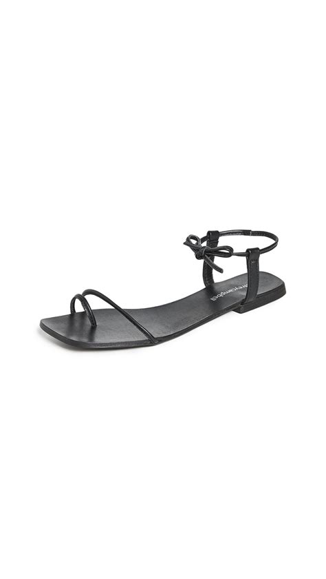 The 16 Best Minimalist Sandals, According to Our Editors | Who What Wear