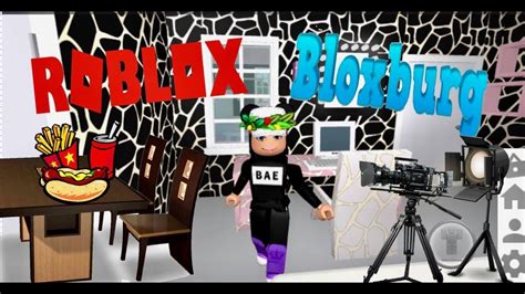 My First Vlog Welcome To Bloxburg Roblox Roleplay Youtube