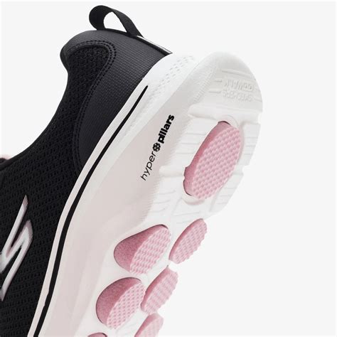 Skechers Go Walk 7 Clear Path Kadın Günlük Spor Ayakkabı 125207 Bkpk